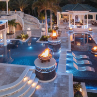 Luxury Pool